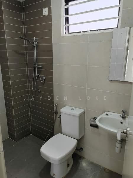 2-storey Terraced House for Rent in Sungai Buloh (Selangor) - Jayden Loke - Bathroom - PropertyGuru.com.my