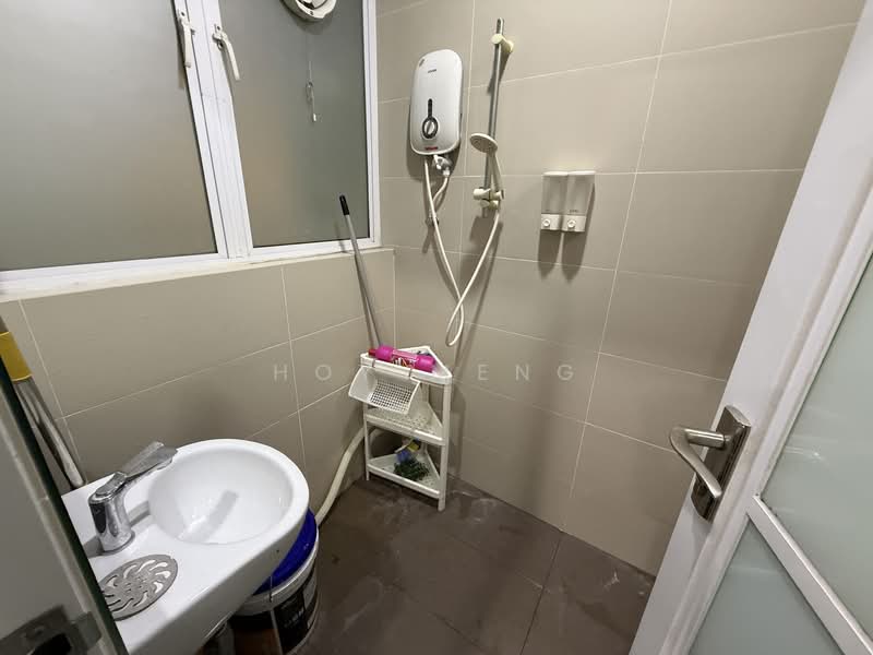 Kondominium untuk Disewa di Arena Residence - Hoy Meng - Bathroom - PropertyGuru.com.my