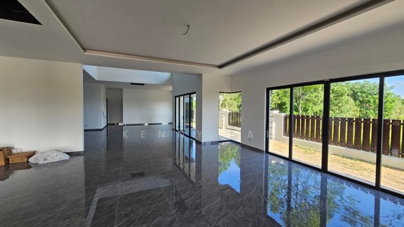 Cluster House for Sale in Hulu Langat (Selangor) - Kenny Lai - Living Room - PropertyGuru.com.my