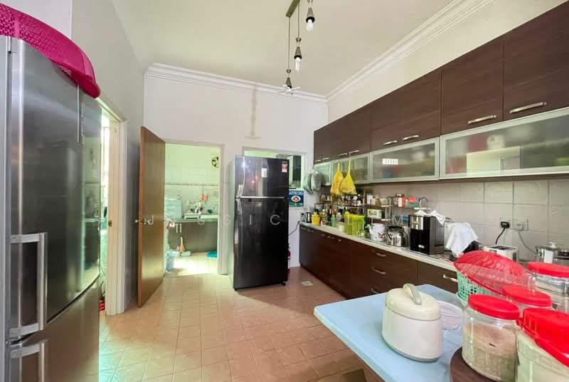 Rumah Teres 3 Tingkat untuk Dijual di Taman Tasik Indah Mewah (Batu) - Jessica Lim - Kitchen - PropertyGuru.com.my