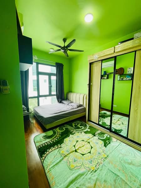 Crescent Bay Suites (Teluk Bayu) untuk Untuk Dijual - RM 430,000, Mac 2026 - Bedroom - PropertyGuru.com.my