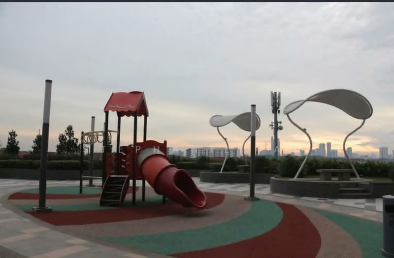 Crescent Bay Suites (Teluk Bayu) untuk Untuk Dijual - RM 430,000, Mac 2026 - Exterior - PropertyGuru.com.my