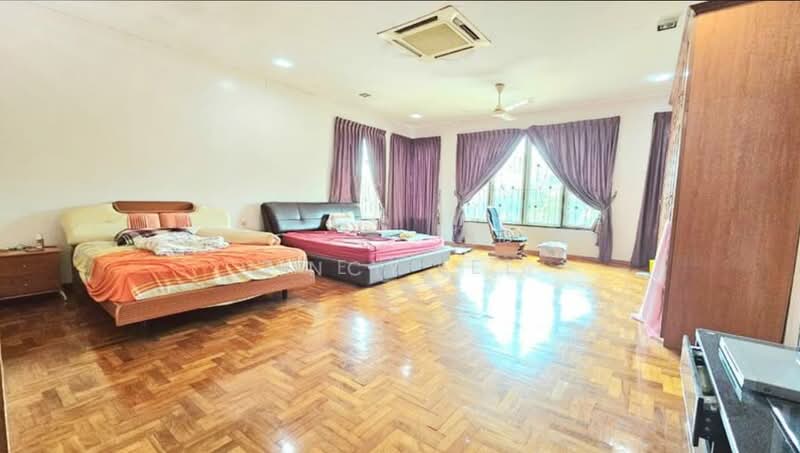 Semi-Detached House for Sale in Taman Impian Emas (Skudai) - Zoey Lee - Bedroom - PropertyGuru.com.my