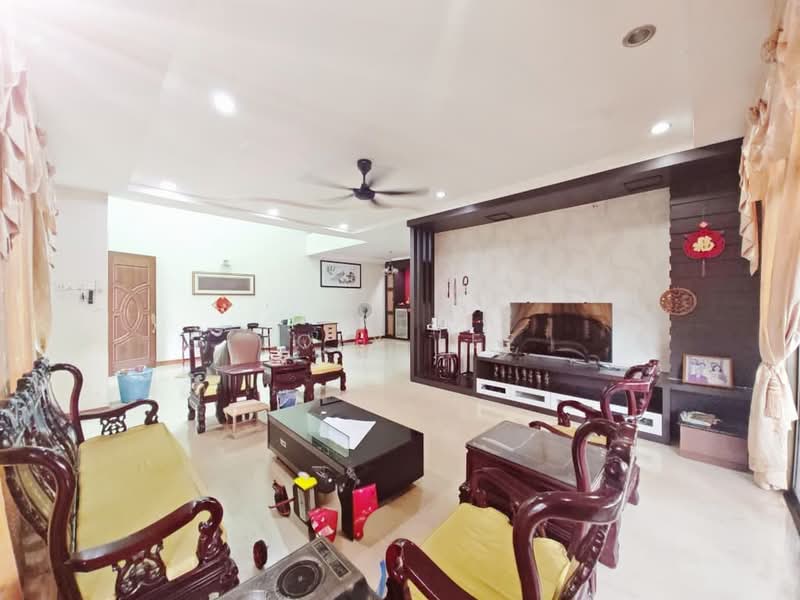 Semi-Detached House for Sale in Taman Impian Emas (Skudai) - Zoey Lee - Living Room - PropertyGuru.com.my