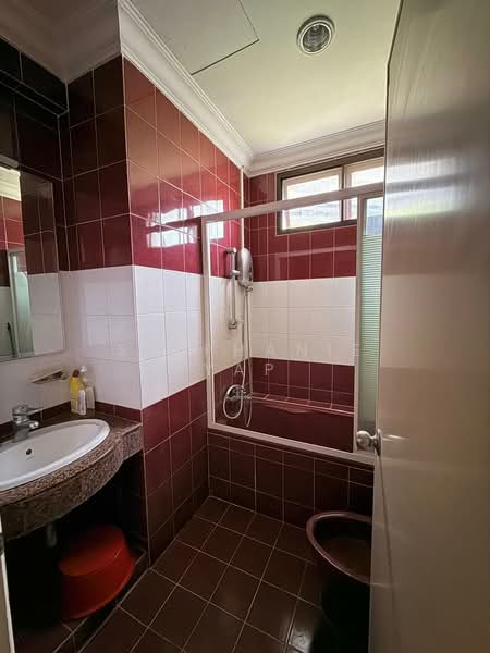 Condominium for Sale at Impian Emas - Stephanie Yap - Bathroom - PropertyGuru.com.my