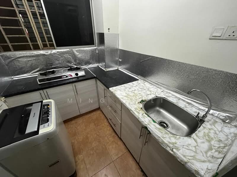 Condominium for Rent at Platinum Lake PV 13 - Ming Ju Li - Kitchen - PropertyGuru.com.my