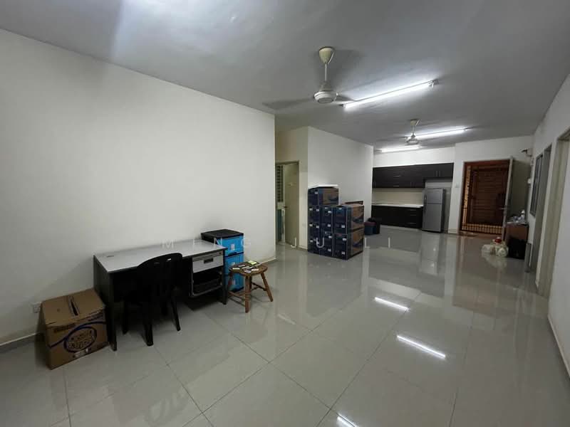 Condominium for Rent at Platinum Lake PV 13 - Ming Ju Li - Living Room - PropertyGuru.com.my