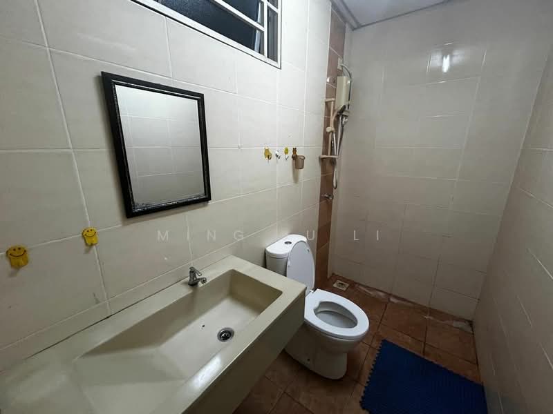 Condominium for Rent at Platinum Lake PV 13 - Ming Ju Li - Bathroom - PropertyGuru.com.my
