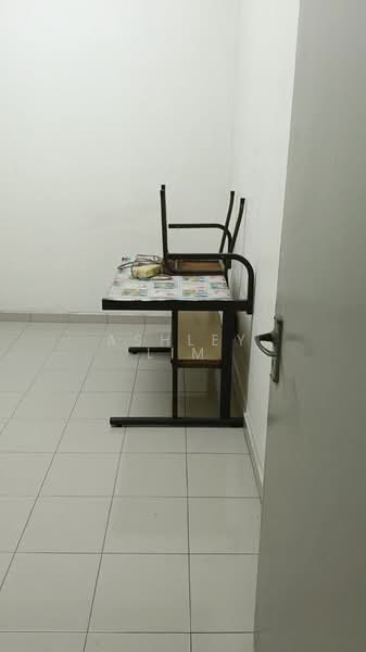 Landed Rent Single Storey @ Bayan Baru 1200sq untuk Untuk Disewa - RM 2,000 /bulan, Mac 2026 - Interior - PropertyGuru.com.my