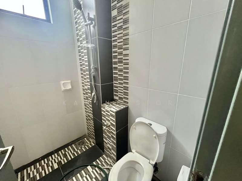 Semi-Detached House for Sale in Horizon Hills (Iskandar Puteri (Nusajaya)) - Karine Sior - Bathroom - PropertyGuru.com.my