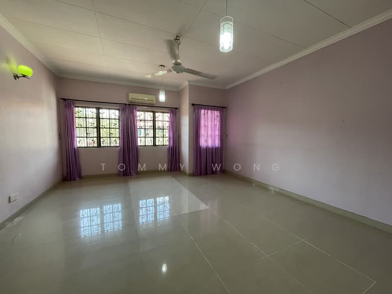 2-storey Terraced House for Sale in Bandar Tun Hussein Onn (Cheras) - Tommy Wong - Living Room - PropertyGuru.com.my