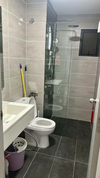 Platinum Arena untuk Untuk Dijual - RM 520,000, Mac 2026 - Bathroom - PropertyGuru.com.my