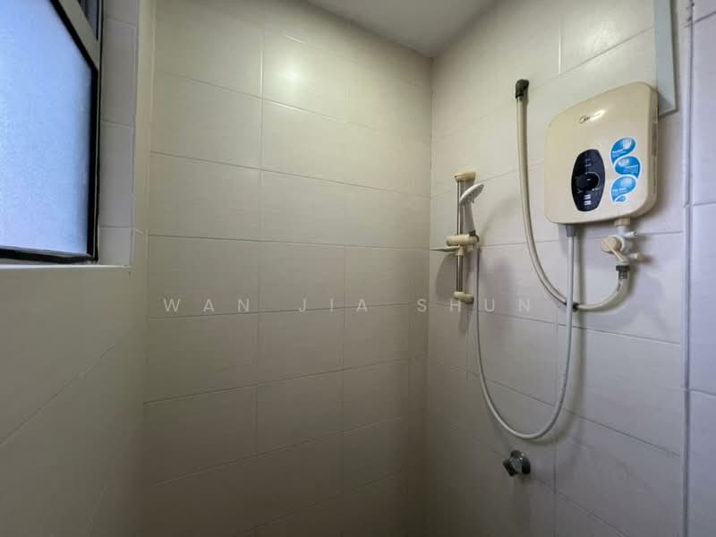 Platinum Lake PV 21 untuk Untuk Disewa - RM 1,399 /bulan, Mac 2026 - Bathroom - PropertyGuru.com.my