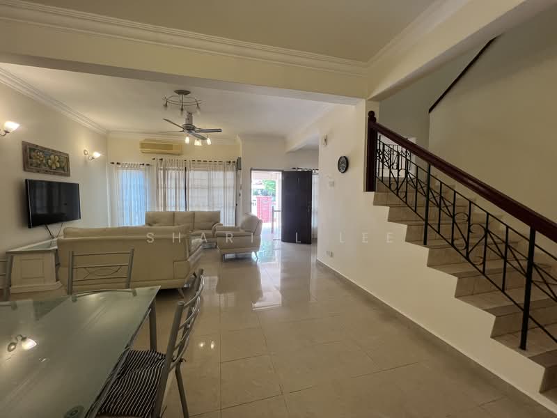Jalan Adang , Bukit Jelutong untuk Untuk Disewa - RM 2,850 /bulan, Mac 2026 - Living Room - PropertyGuru.com.my