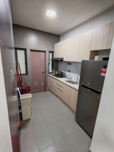Condominium for Sale at Amerin Residence - Jessie Chia - Kitchen - PropertyGuru.com.my