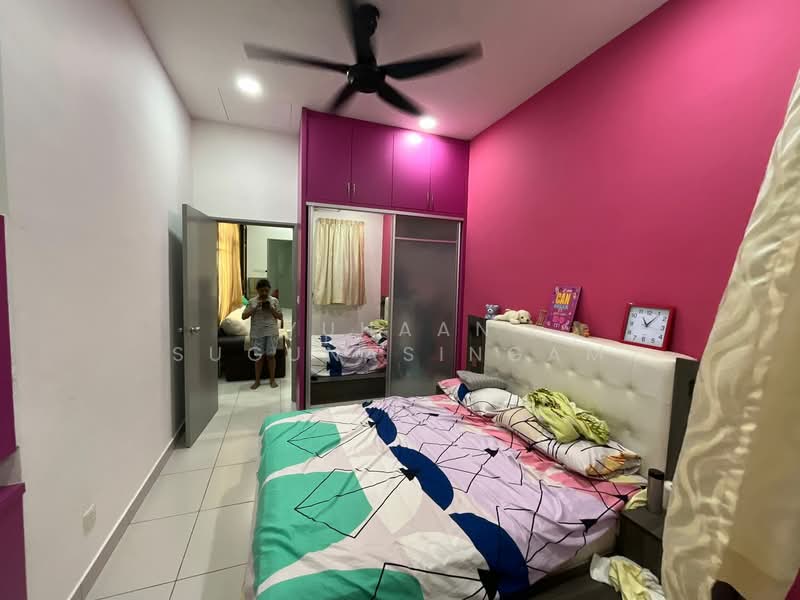 2-storey Terraced House for Sale in Seremban (Negeri Sembilan) - Yuhaan Sugunasingam - Bedroom - PropertyGuru.com.my