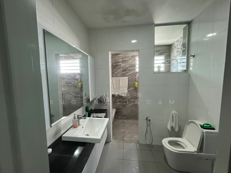 2-storey Terraced House for Sale in Seremban (Negeri Sembilan) - Yuhaan Sugunasingam - Bathroom - PropertyGuru.com.my