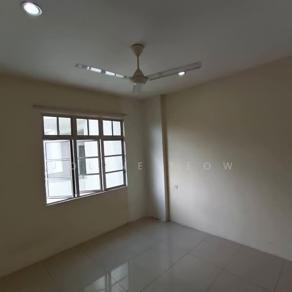 Kings Height untuk Untuk Disewa - RM 1,000 /bulan, Mac 2026 - Interior - PropertyGuru.com.my