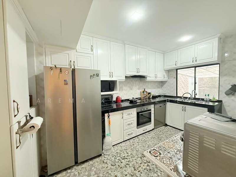 Bungalow for Sale in Ampang Jaya (Ampang) - Zarema Kulbuzheva - Kitchen - PropertyGuru.com.my