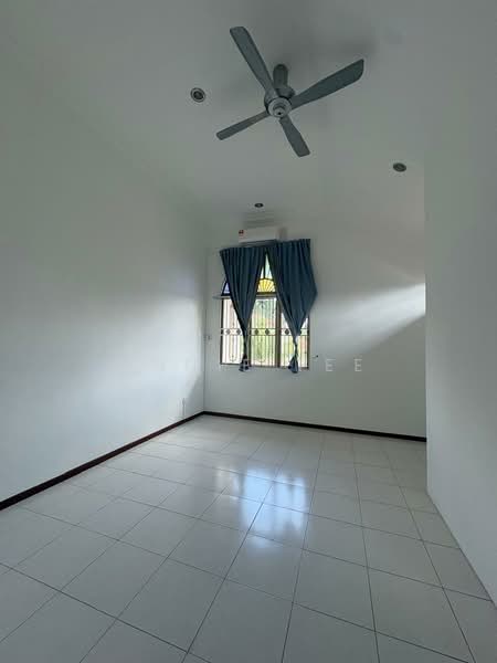 Taman Molek untuk Untuk Disewa - RM 2,500 /bulan, Mac 2026 - Interior - PropertyGuru.com.my