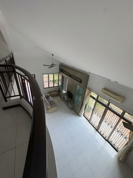 Taman Molek untuk Untuk Disewa - RM 2,500 /bulan, Mac 2026 - Living Room - PropertyGuru.com.my