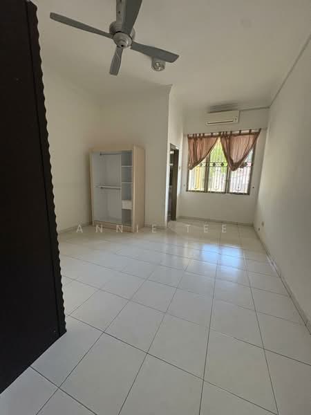 Taman Molek untuk Untuk Disewa - RM 2,500 /bulan, Mac 2026 - PropertyGuru.com.my