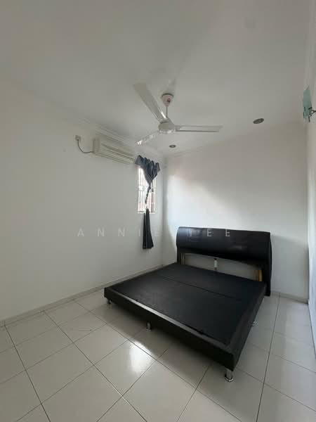 Taman Molek untuk Untuk Disewa - RM 2,500 /bulan, Mac 2026 - PropertyGuru.com.my