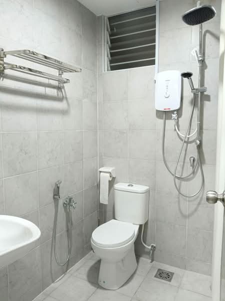 Apartment for Rent at Residensi Falim (PR1MA Falim) - Joline YEOW - Bathroom - PropertyGuru.com.my