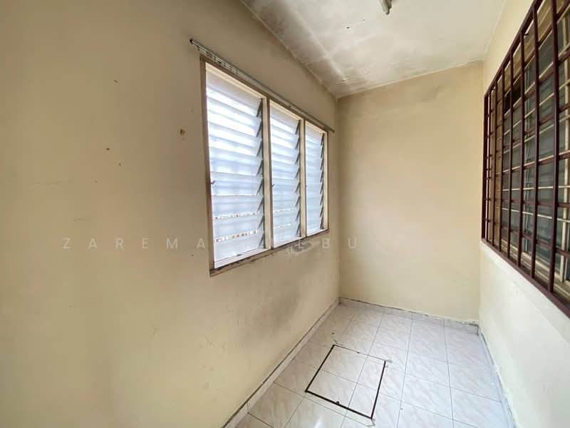2-storey Terraced House for Sale in Bandar Tun Hussein Onn (Cheras) - Zarema Kulbuzheva - Interior - PropertyGuru.com.my