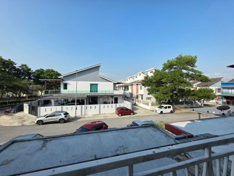 2-storey Terraced House for Sale in Rawang (Selangor) - Evelyn Khoo - Balcony - PropertyGuru.com.my