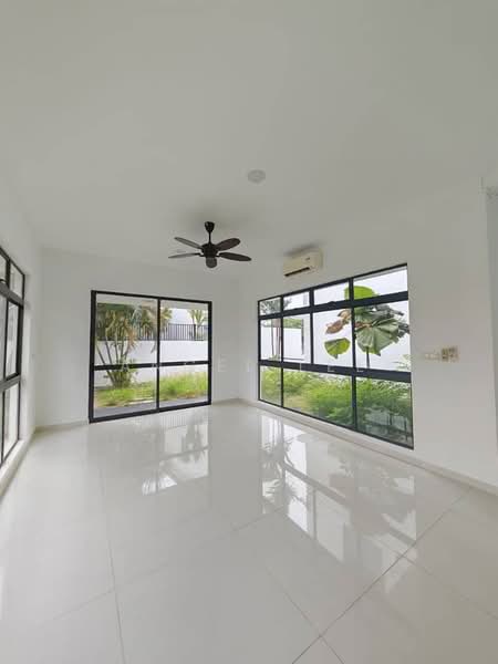 Horizon Hills (The Cove Bungalow Homes) untuk Untuk Disewa - RM 16,000 /bulan, Mac 2026 - Living Room - PropertyGuru.com.my