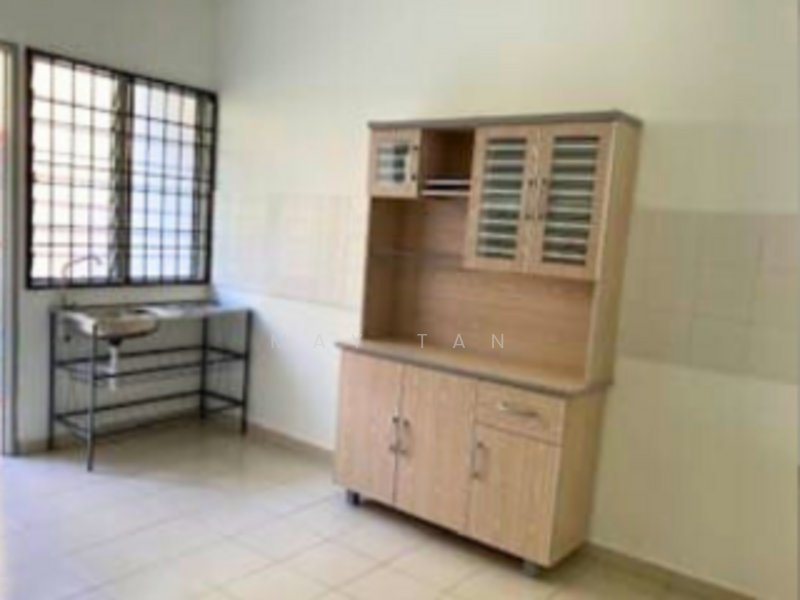 KULIM HI TECH Techno City KTC Double Storey House Near INFINEON JABIL untuk Untuk Disewa - RM 1,000 /bulan, Mac 2026 - Kitchen - PropertyGuru.com.my