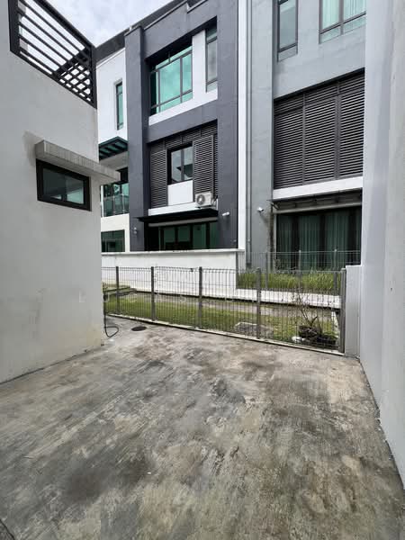 Rumah Teres 2.5 Tingkat untuk Dijual di Sunway Montana (Setapak) - Lucas Choo - Exterior - PropertyGuru.com.my