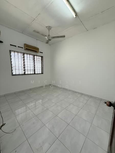 1-storey Terraced House for Sale in Taman Johor Jaya (Johor Bahru) - Michelle Fong - Interior - PropertyGuru.com.my