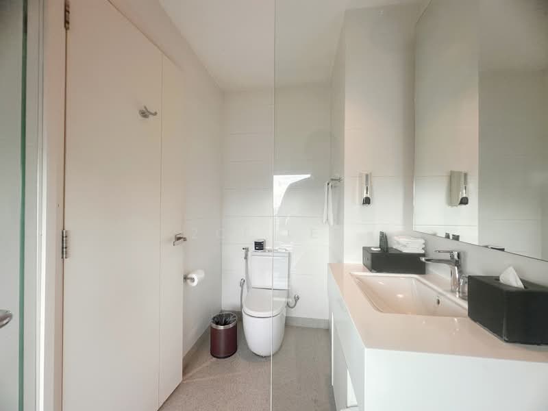 Service Residence for Sale at Suasana Iskandar Malaysia - Zoe Lee - Bathroom - PropertyGuru.com.my