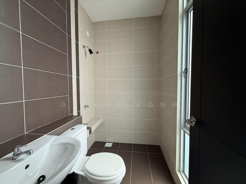 Semi-Detached House for Sale in Nusa Duta (Iskandar Puteri (Nusajaya)) - Gelyne Yong - Bathroom - PropertyGuru.com.my