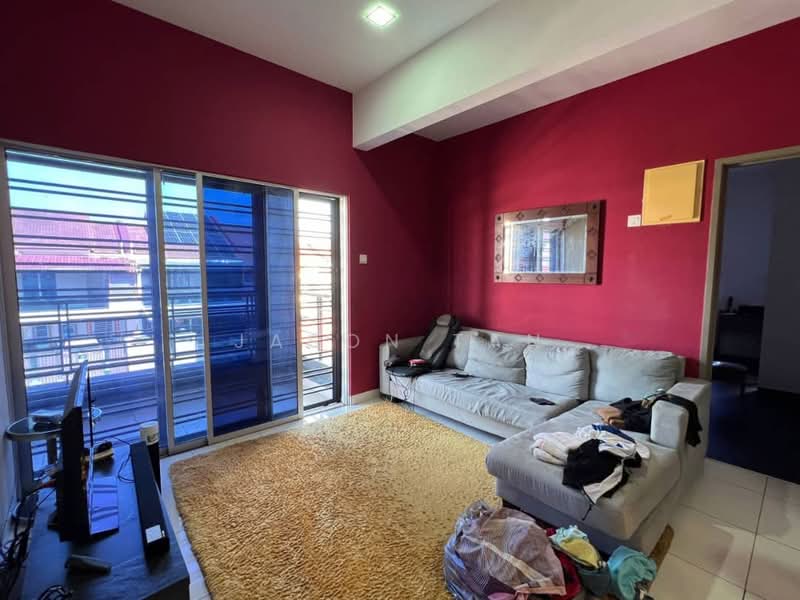 2-storey Terraced House for Sale in Taman Rinting (Masai) - Jason Tan - Living Room - PropertyGuru.com.my