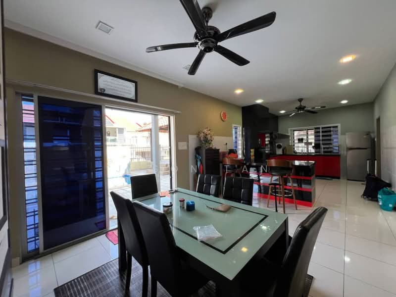 2-storey Terraced House for Sale in Taman Rinting (Masai) - Jason Tan - Dining Room - PropertyGuru.com.my