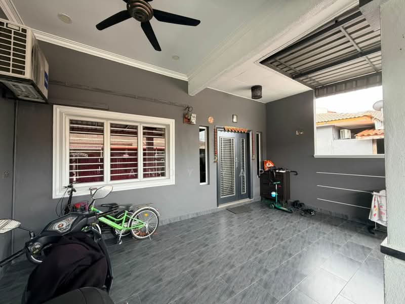1-storey Terraced House for Sale in Taman Garing Utama (Rawang) - Andy Yap - Exterior - PropertyGuru.com.my