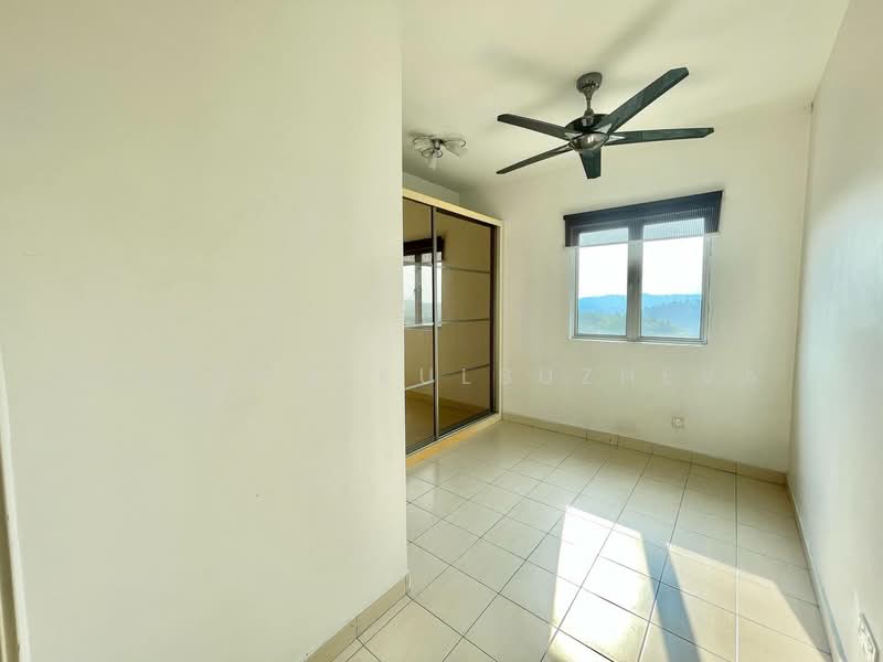 Condominium for Sale at Aman Heights Condominium - Zarema Kulbuzheva - Bedroom - PropertyGuru.com.my