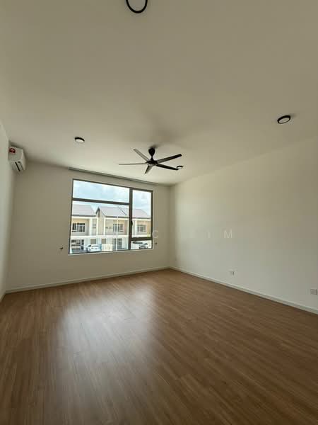 2-storey Terraced House for Sale in Bandar Gamuda Cove (Dengkil) - Isaac Sim - Interior - PropertyGuru.com.my