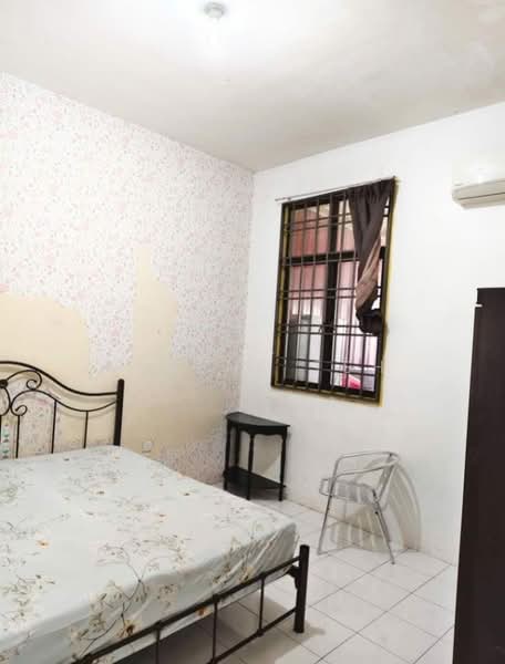 Untuk Disewa - Taman Putri Kulai