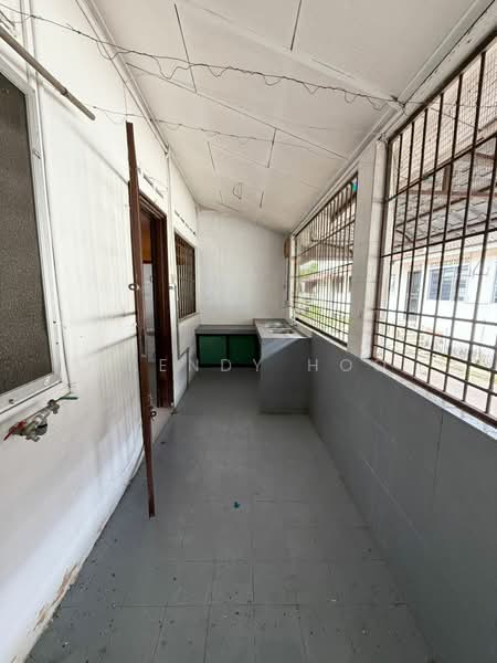 Single Storey Terrace House @Taman Johor Jaya Jln Dedap untuk Untuk Dijual - RM 498,000, Mac 2026 - Balcony - PropertyGuru.com.my