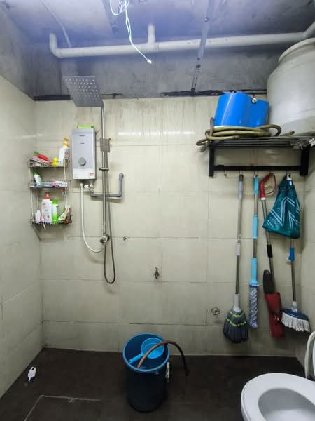 2-storey Terraced House for Sale in Semenyih (Selangor) - Zarema Kulbuzheva - Bathroom - PropertyGuru.com.my