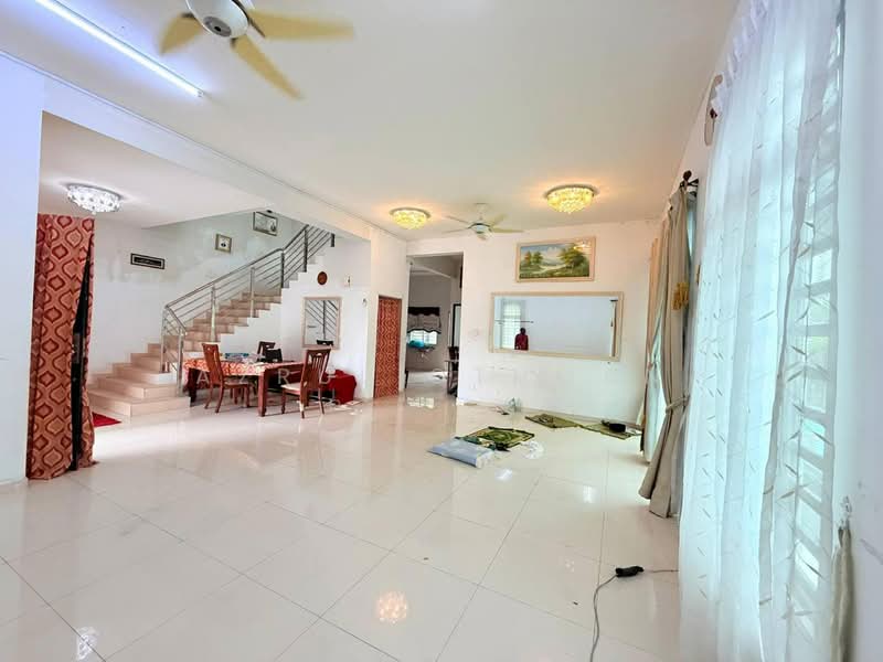 Semi-Detached House for Sale in Nilai (Negeri Sembilan) - Azrul Othman - Living Room - PropertyGuru.com.my