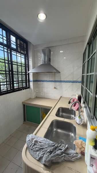 Sri Kenari Apartment untuk Untuk Dijual - RM 345,000, Mac 2026 - Kitchen - PropertyGuru.com.my