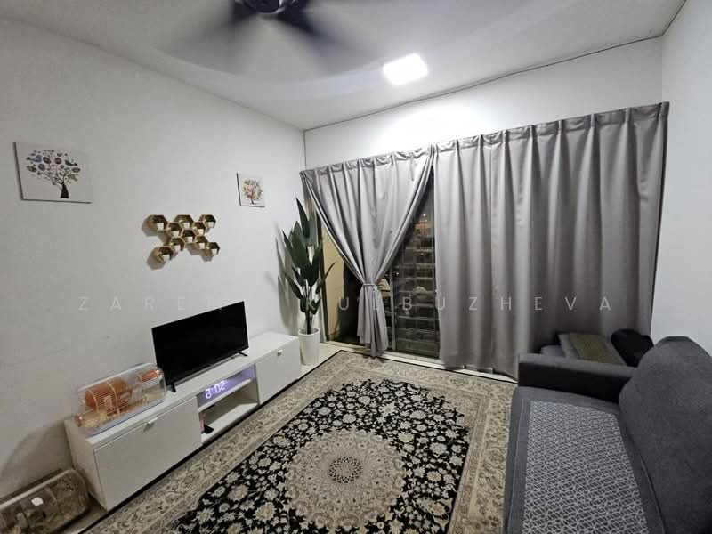 Seri Kasturi Apartments untuk Untuk Dijual - RM 345,000, Apr 2026 - Living Room - PropertyGuru.com.my