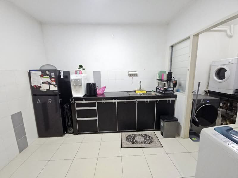 Seri Kasturi Apartments untuk Untuk Dijual - RM 345,000, Apr 2026 - Kitchen - PropertyGuru.com.my
