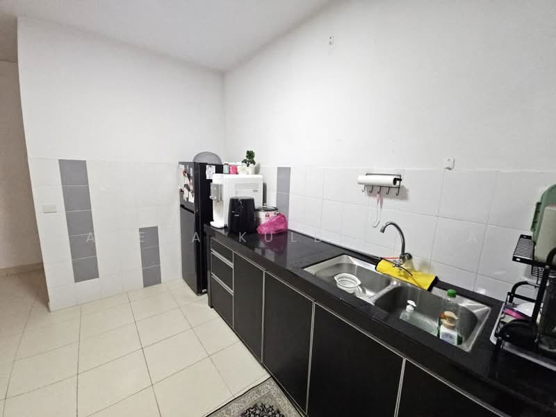 Seri Kasturi Apartments untuk Untuk Dijual - RM 345,000, Apr 2026 - Kitchen - PropertyGuru.com.my