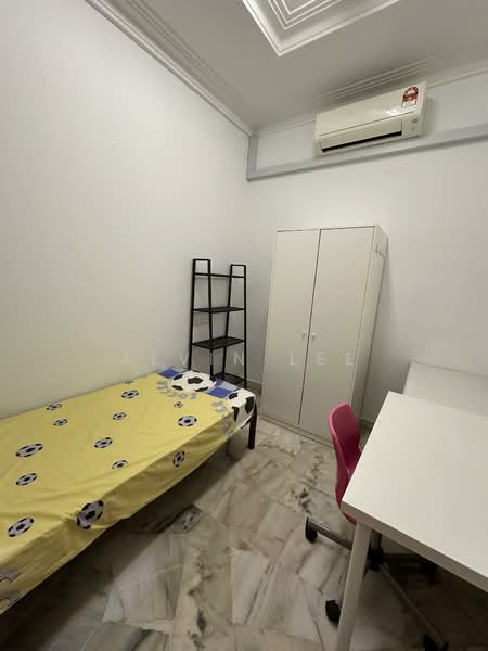 For Rent - Sg Long Residence